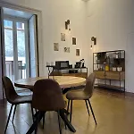 Semesterbostad Cucunci